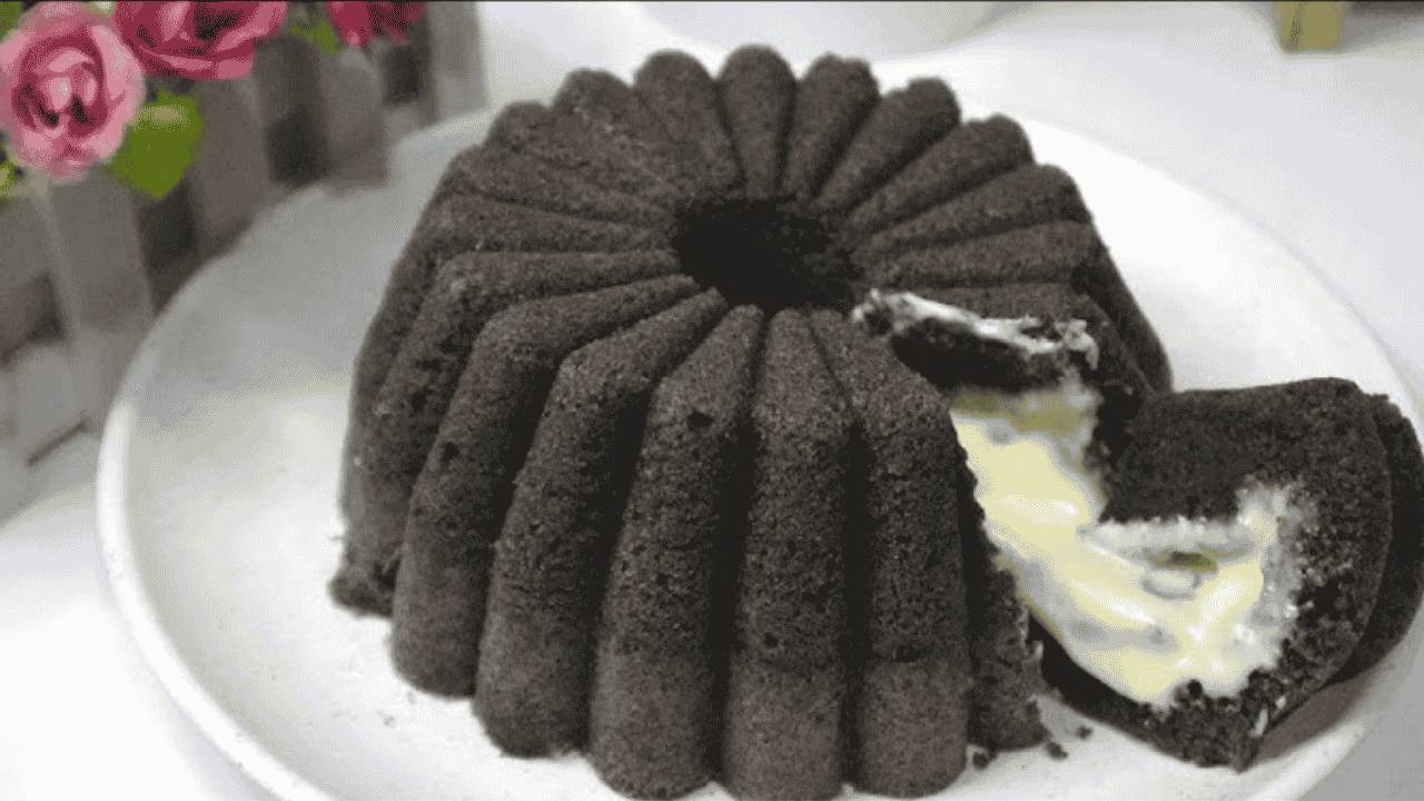 Bolu Ketan Hitam Keju Lumer Kukus Cita Rasa Tradisional Cocok untuk Cemilan