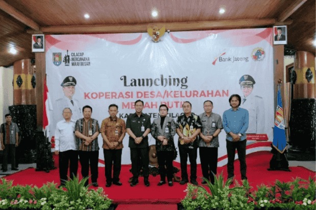 Dukungan Pemerintah dan Lembaga Keuangan