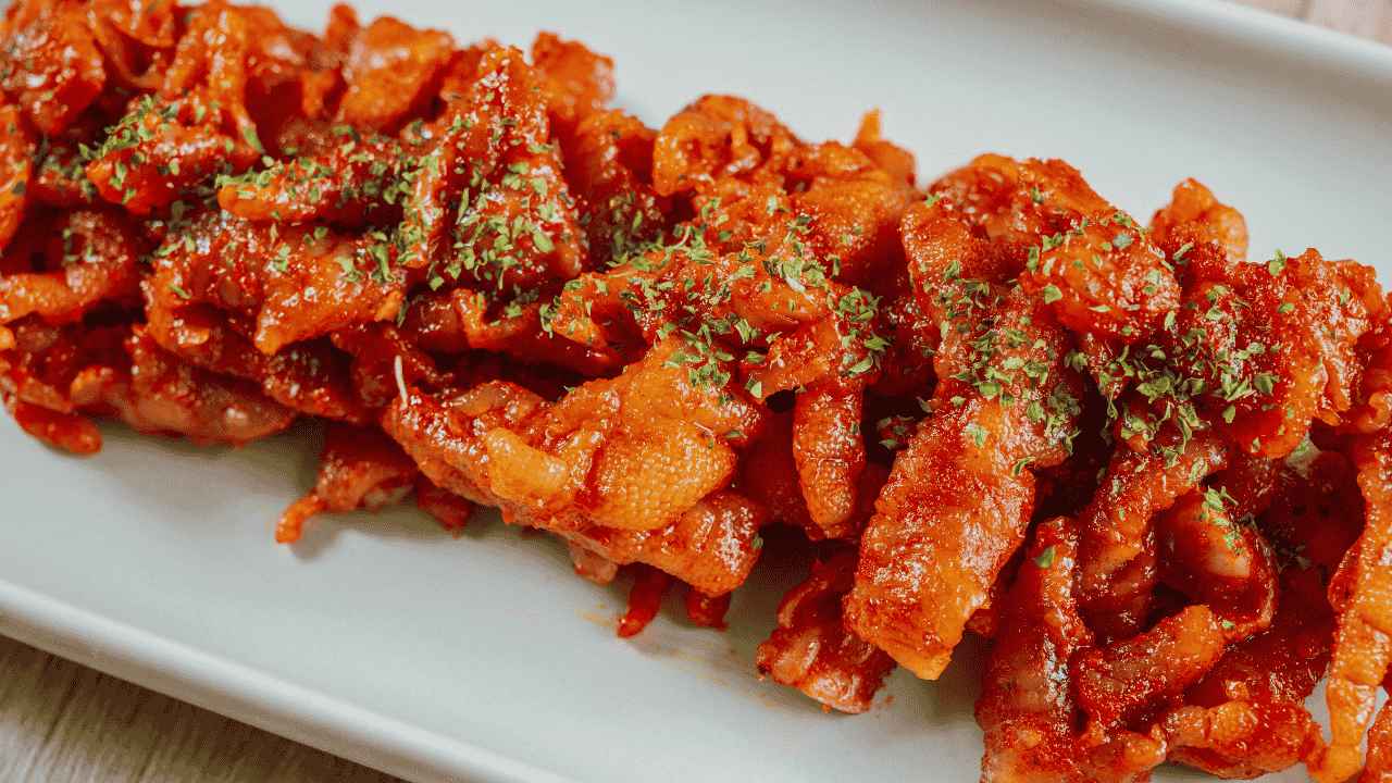 Dakbal Ceker Ayam Tanpa Tulang Pedas yang Bikin Ketagihan
