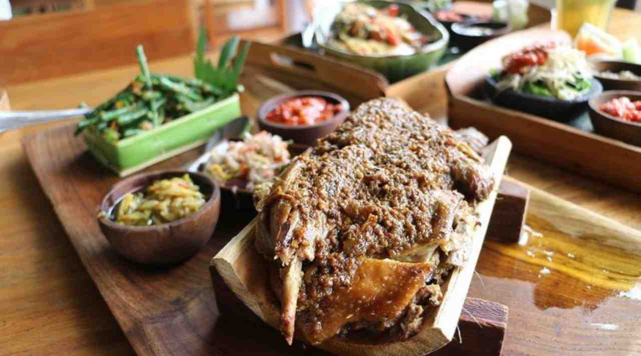 Bebek Timbungan Khas Bali yang Menggugah Selera