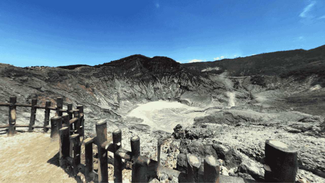 Menjelajahi Keindahan Taman Wisata Alam Tangkuban Perahu, Jawa Barat