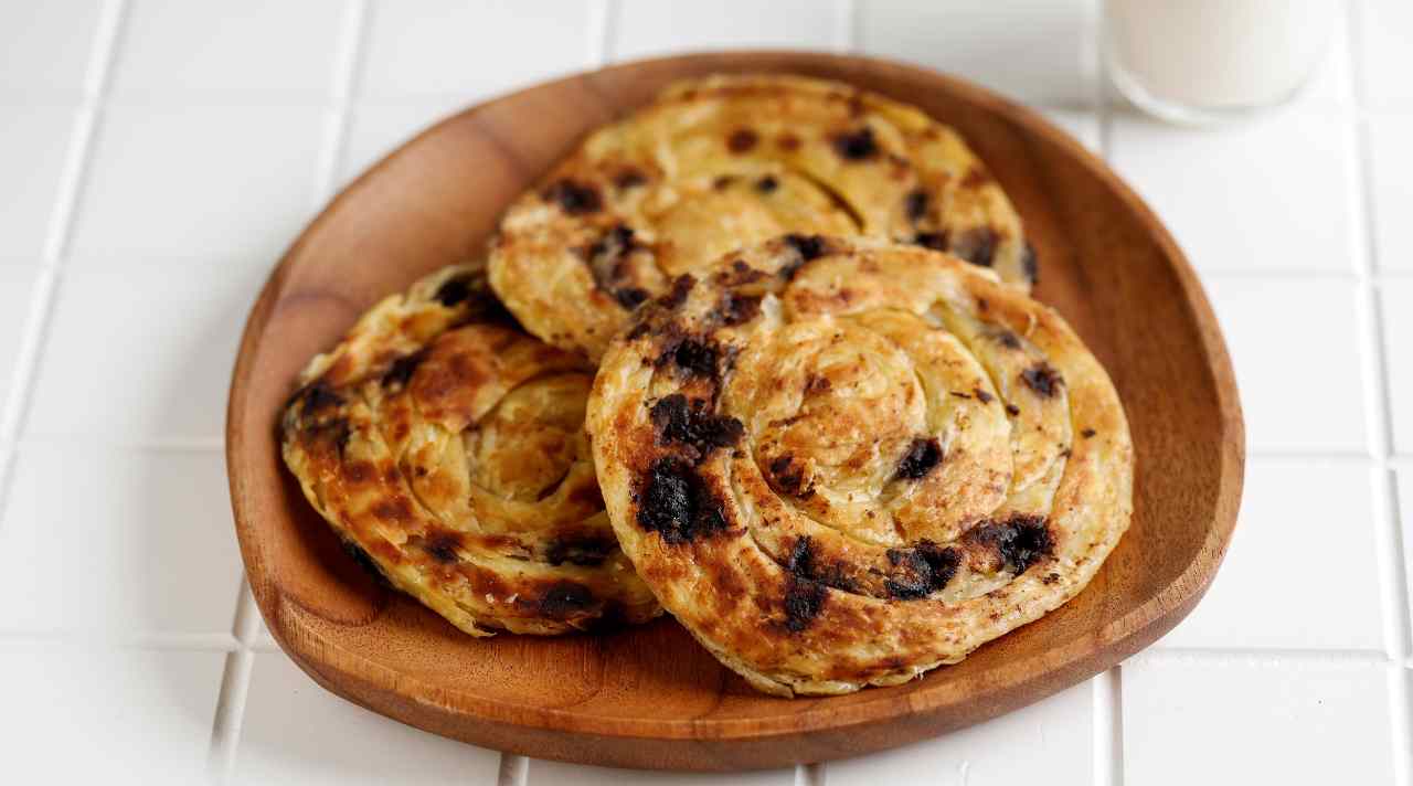 Sejarah dan Cara Membuat Roti Canai Sederhana yang Bikin Ketagihan