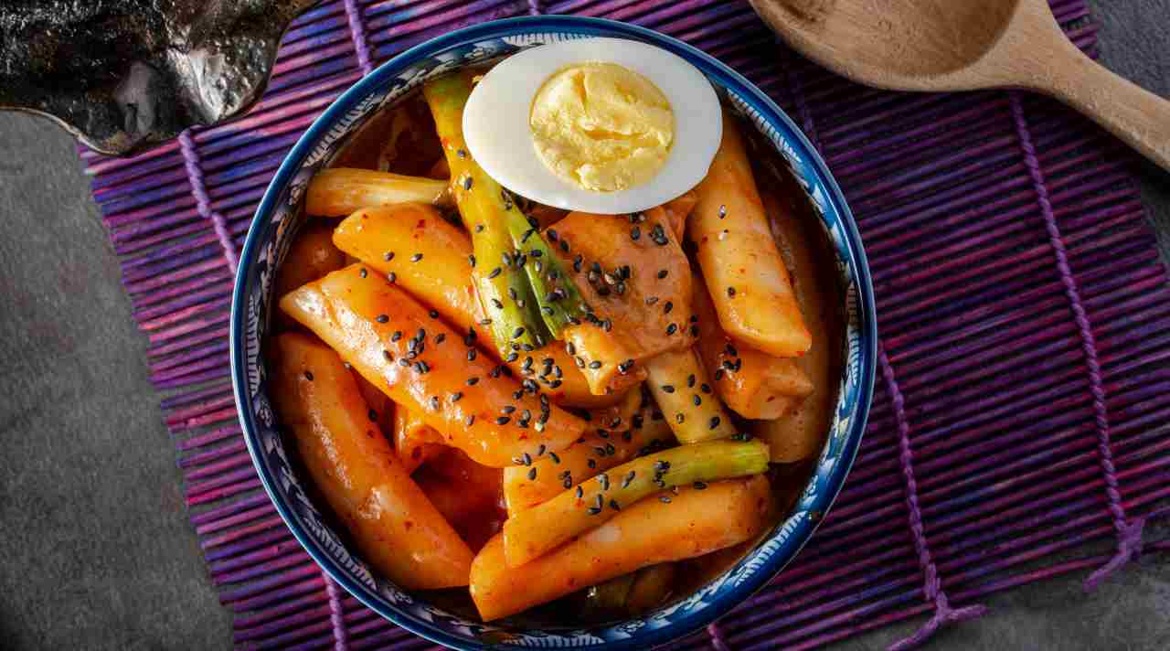 Tteokbokki, Jajanan Pedas Gurih Khas Korea yang Mendunia