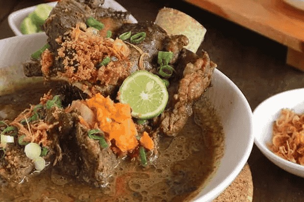 Sensasi Nikmat Saat Menyantap Sup Konro