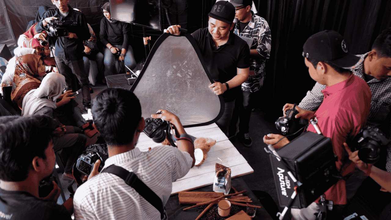 Workshop Fotografi untuk Pemula Bersama Komunitas Kreatif