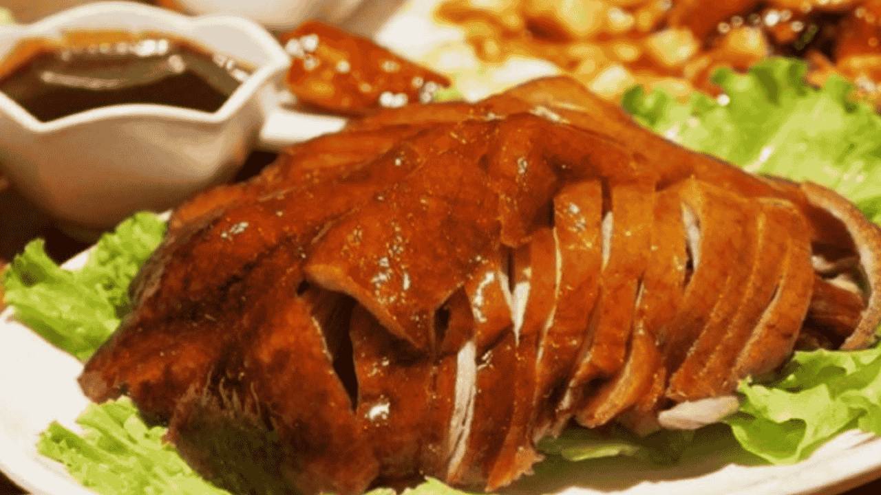 Bebek Peking Crispy yang Bikin Nagih di Setiap Suapan