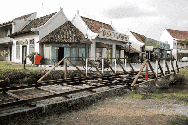 Daya tarik visual dan suasana