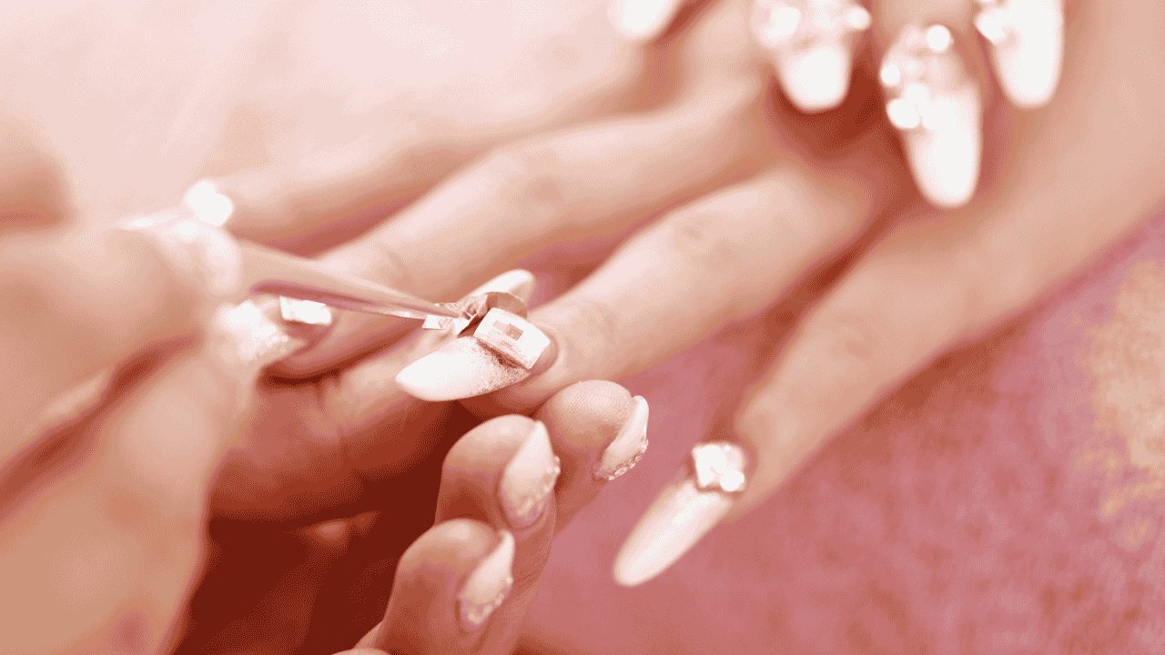 Peluang Bisnis Nail Art yang Menjanjikan di Tengah Tren Kecantikan sudutinfo.my.id